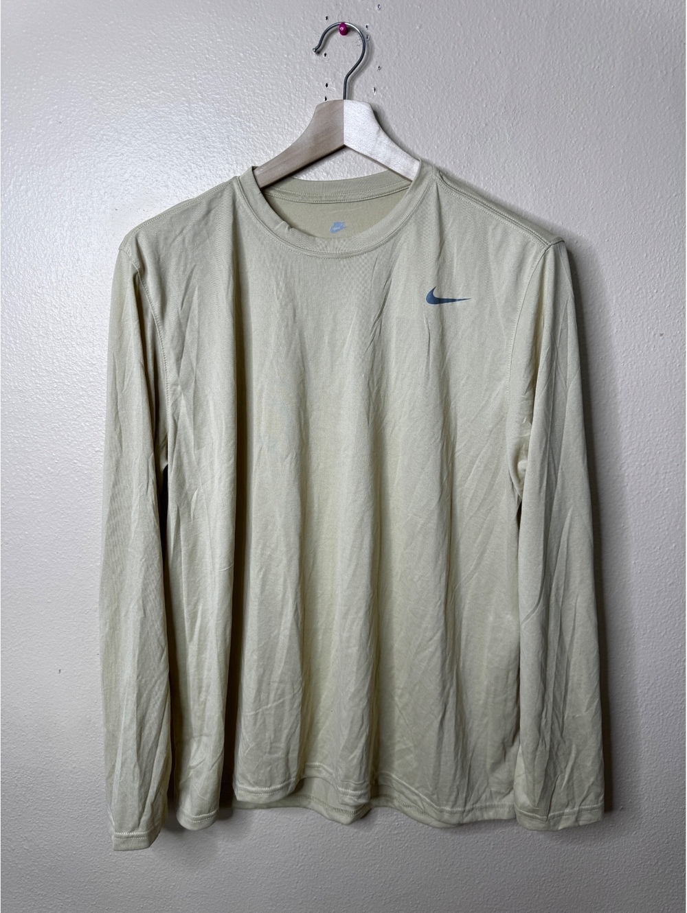 Nike Dri-FIT The Nike Tee Men’s XL Long Sleeve Training Shirt Light Sage NWT